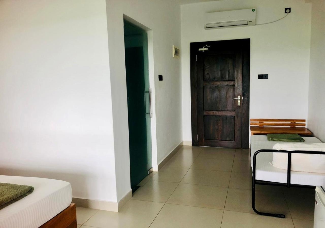 Hotel Atteriya Sigirija Zewnętrze zdjęcie
